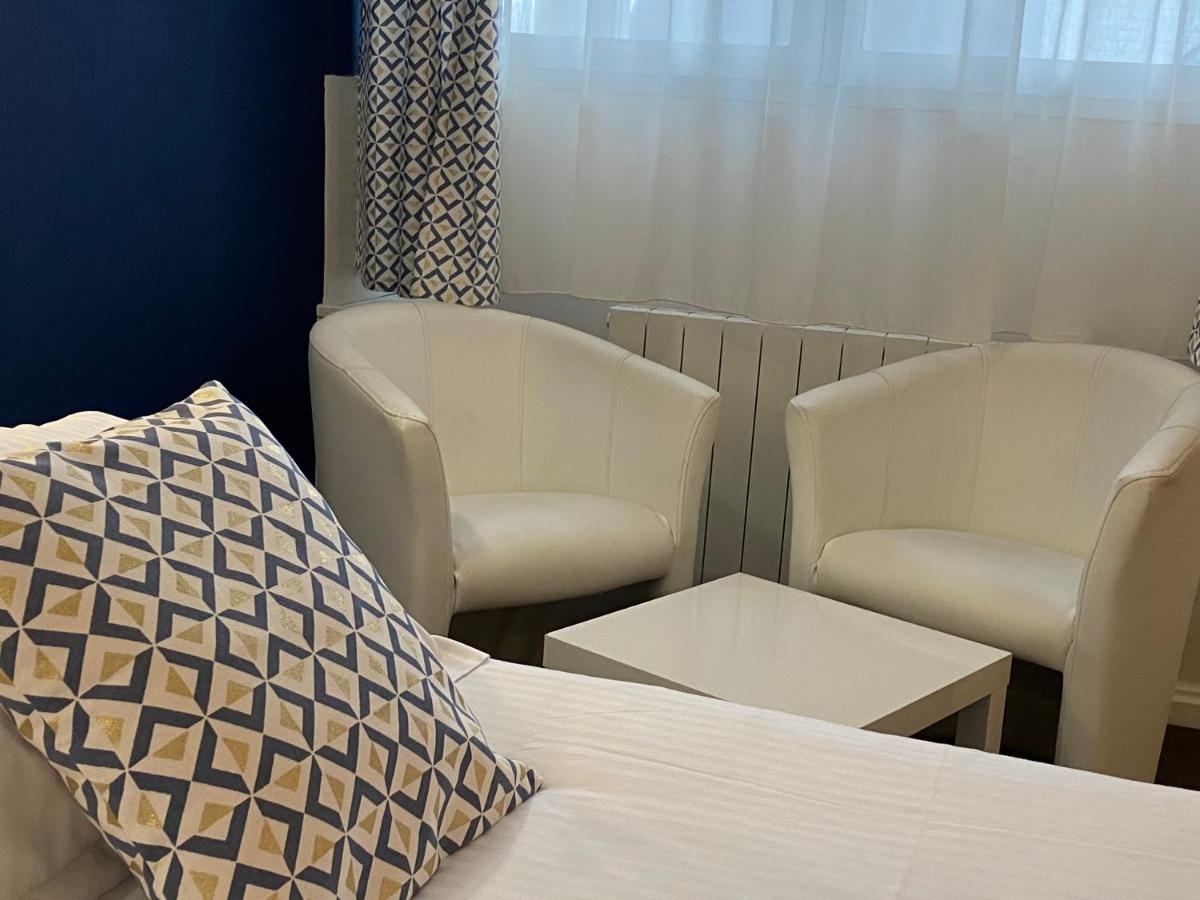 Contact Hotel - Motel Les Bleuets & Spa La Rivière-Saint-Sauveur المظهر الخارجي الصورة