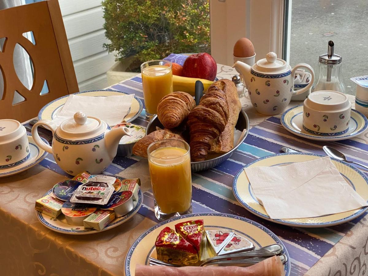Contact Hotel - Motel Les Bleuets & Spa La Rivière-Saint-Sauveur المظهر الخارجي الصورة