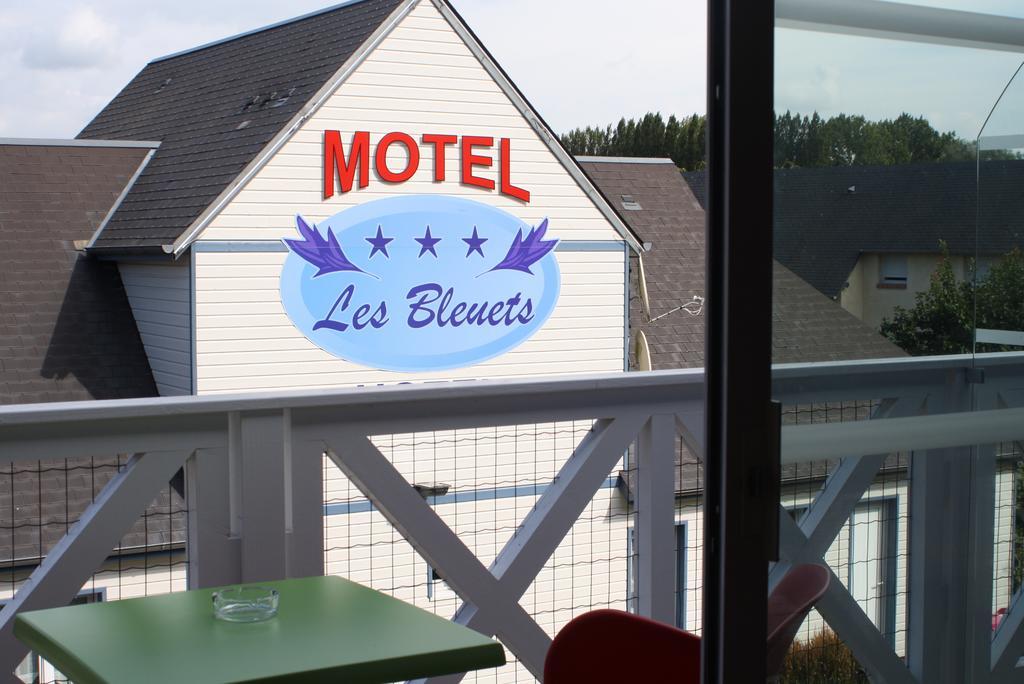 Contact Hotel - Motel Les Bleuets & Spa La Rivière-Saint-Sauveur الغرفة الصورة