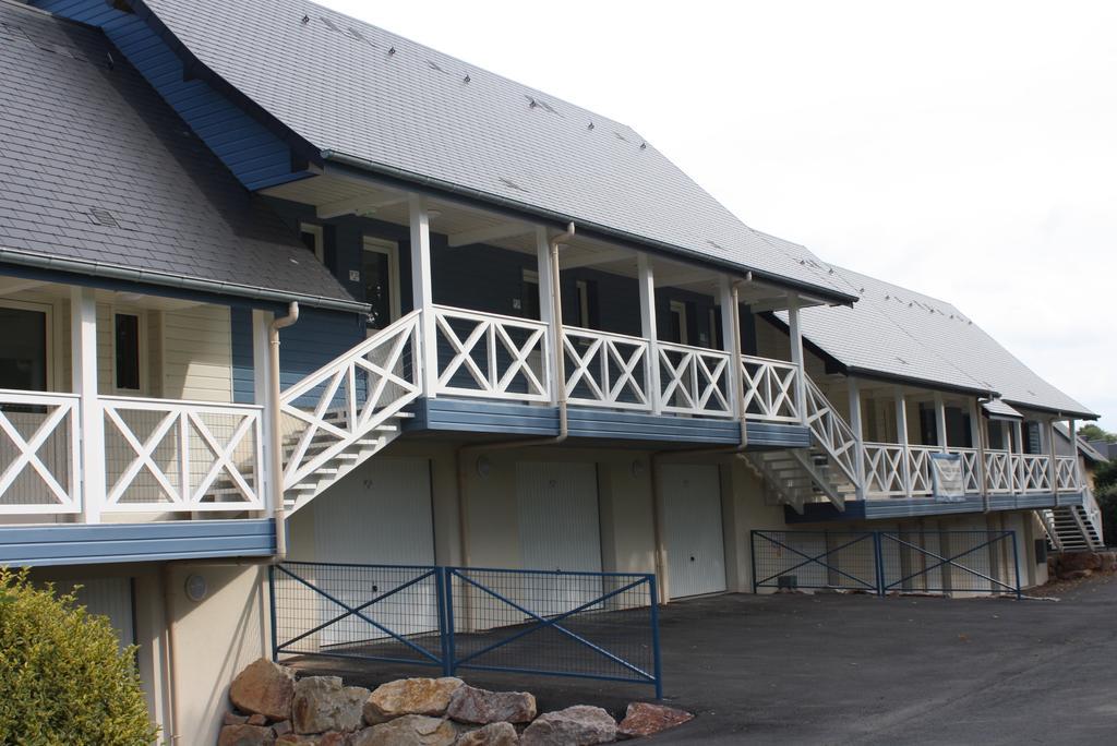Contact Hotel - Motel Les Bleuets & Spa La Rivière-Saint-Sauveur المظهر الخارجي الصورة