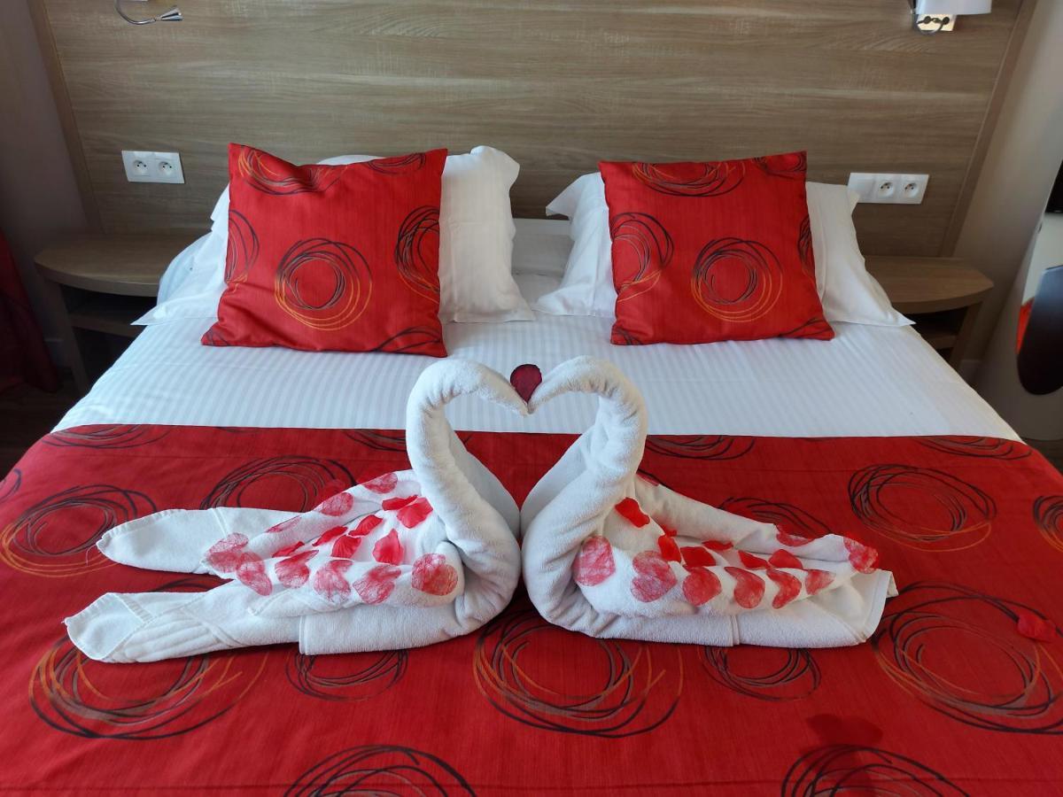 Contact Hotel - Motel Les Bleuets & Spa La Rivière-Saint-Sauveur المظهر الخارجي الصورة