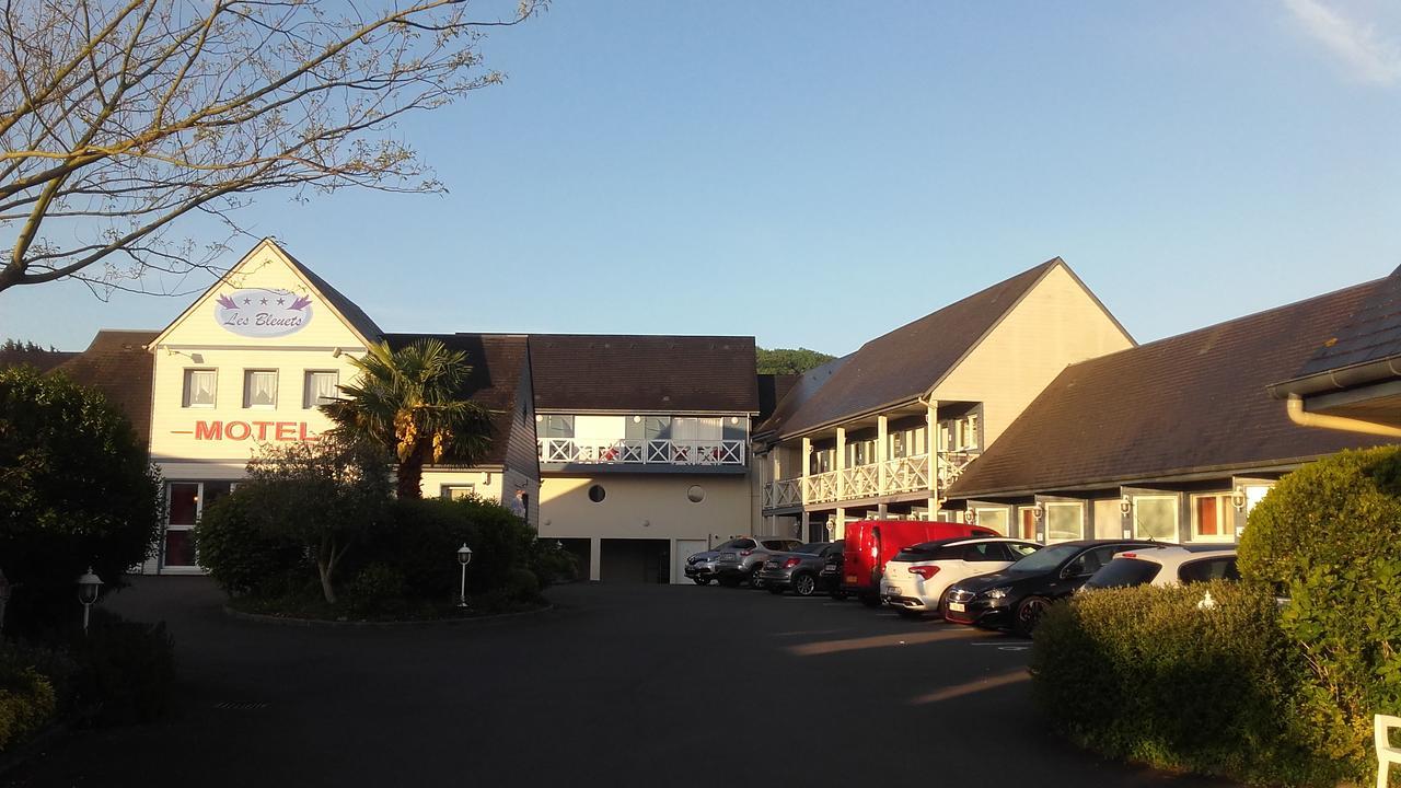 Contact Hotel - Motel Les Bleuets & Spa La Rivière-Saint-Sauveur المظهر الخارجي الصورة